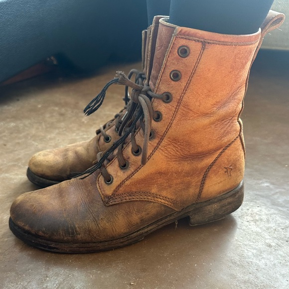 Frye Shoes - Vintage Veronica Combat Frye Leather Boots